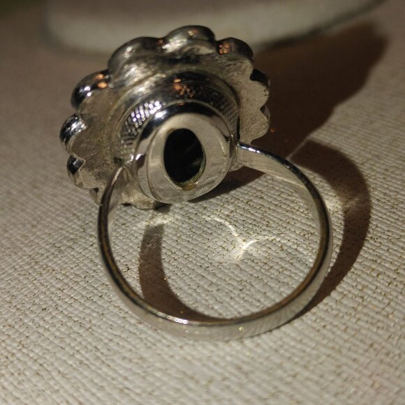 Whiting Davis Vintage Signed Silvertone Ring Size 8 Hematite Stone Oval Design - Picture 4 of 10